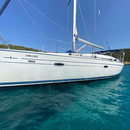 Velero En Denia